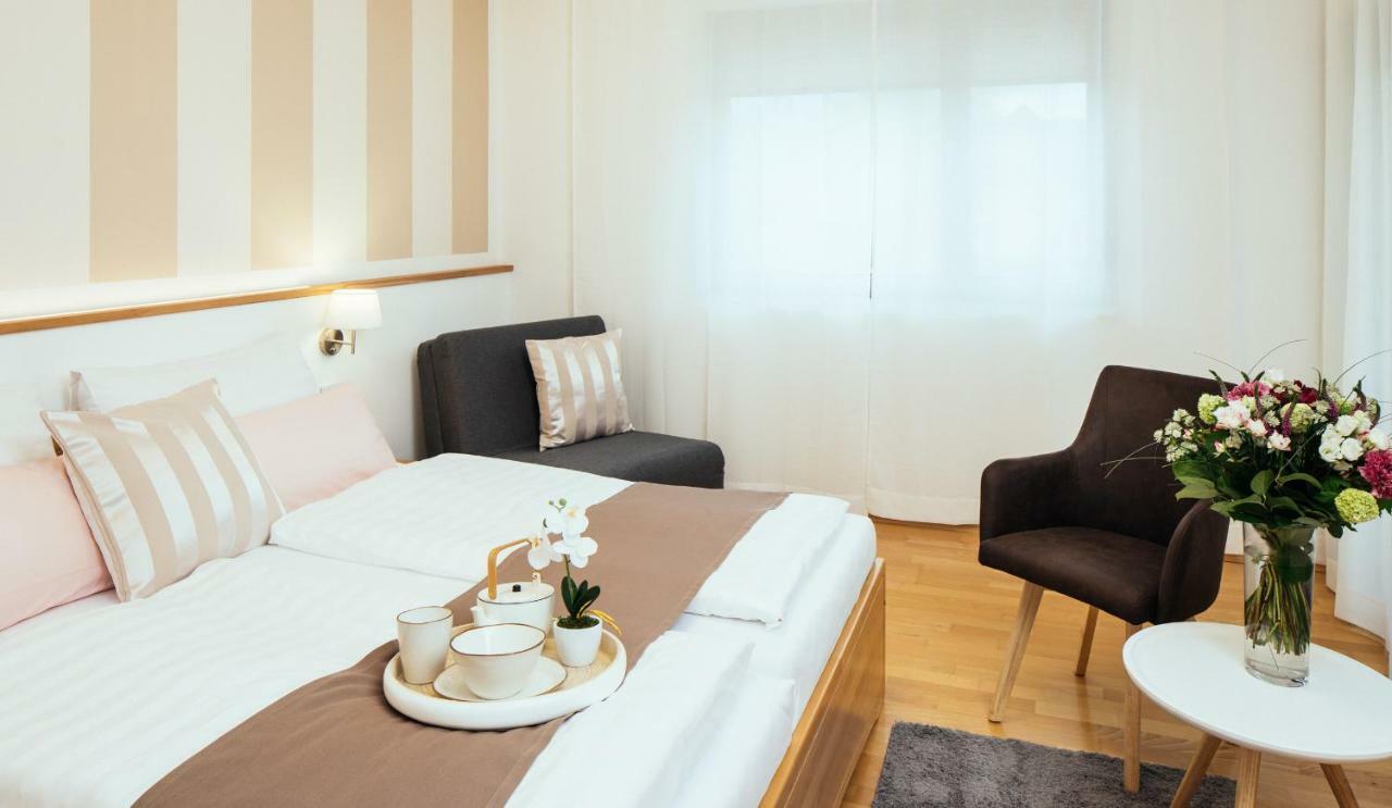 Pension Auszeit Velden Velden am Wörther See Extérieur photo