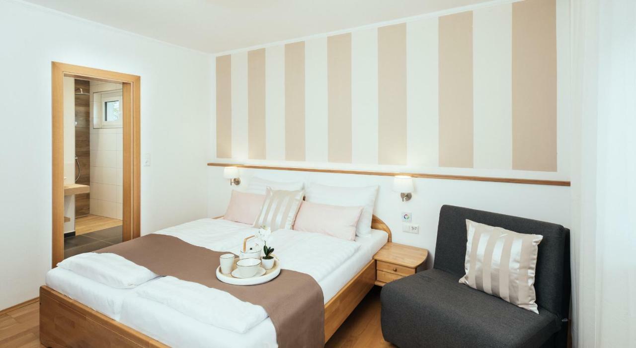 Pension Auszeit Velden Velden am Wörther See Extérieur photo